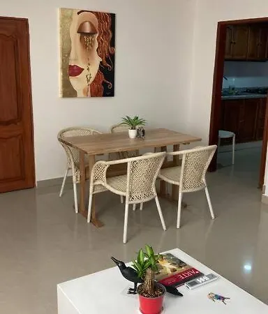 Apartment Apartamento Frente Al Aeropuerto Cartagena