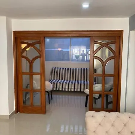 Apartamento Frente Al Aeropuerto Apartamento Cartagena